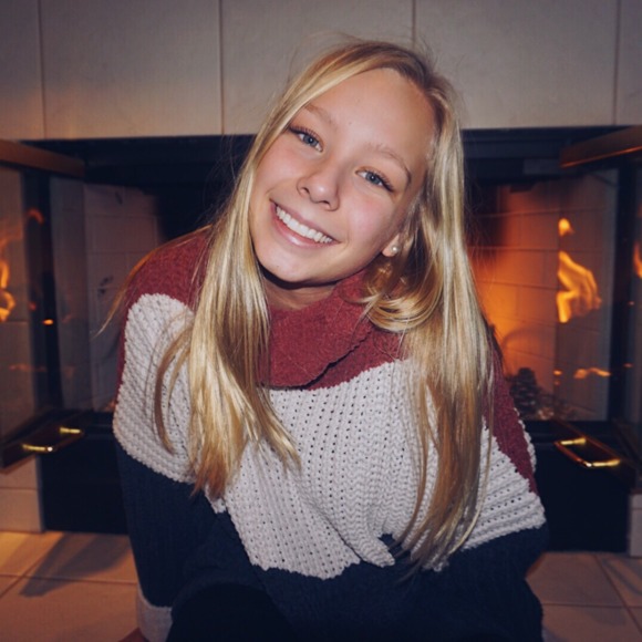 Meet your Posher, Emily - Picture 1 of 1